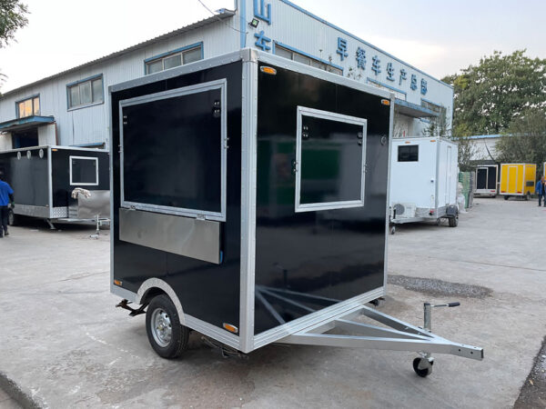 2.1m（7ft） Black square food trailer - Image 5